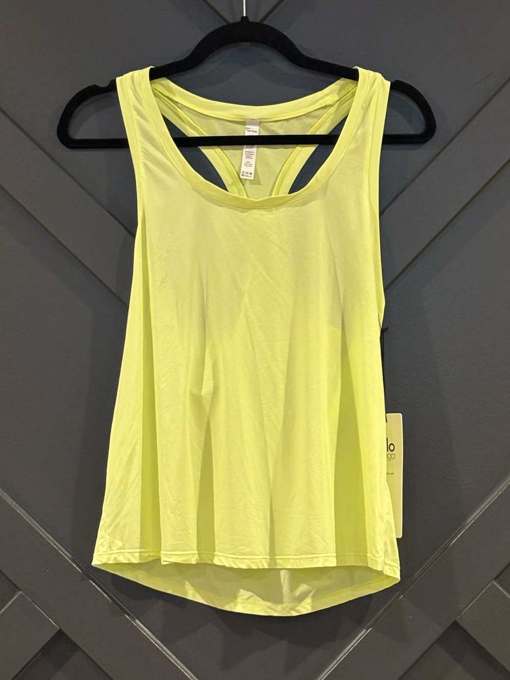 NWT ALO Pulse Tank in Shock Yellow